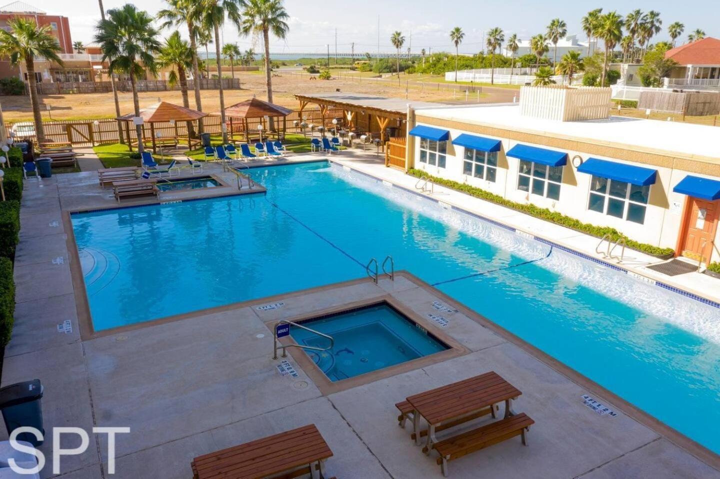 Beach Access Condo With Pool, Hot Tub Area & Bbq - Gulfview I - Unit 213 South Padre Island Exterior foto